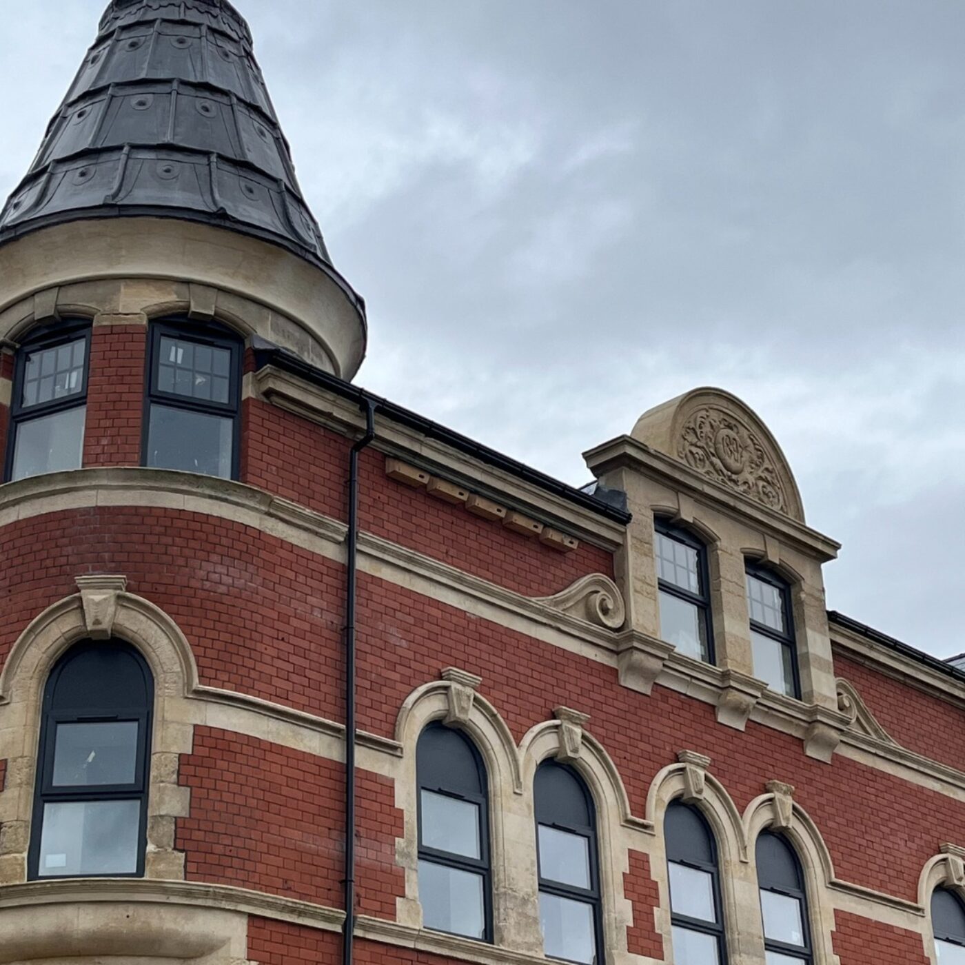 An image of the former pub converted into housing by Newydd housing association.